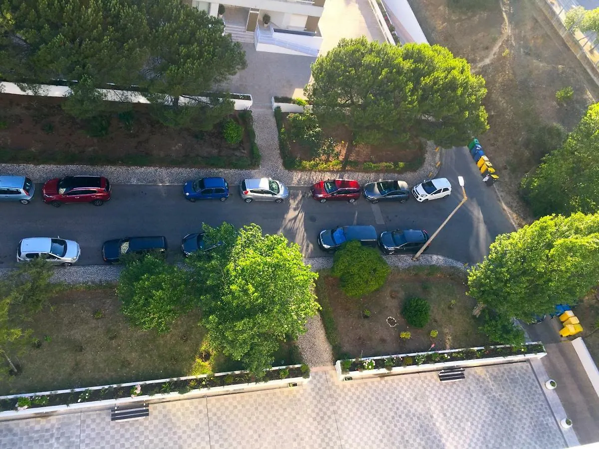 Lisbon Sky View 3Br Home + Near Airport + Free Parking Apartmán