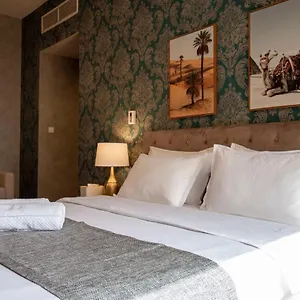 La Buena Vida Homes: Beachfront Luxury In Jbr Apartment Dubai