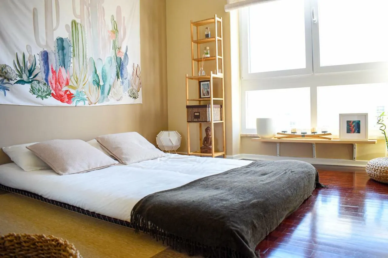 Apartament Lisbon Sky View 3Br Home + Near Airport + Free Parking