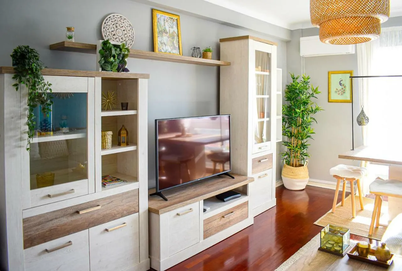 Lisbon Sky View 3Br Home + Near Airport + Free Parking Apartamento